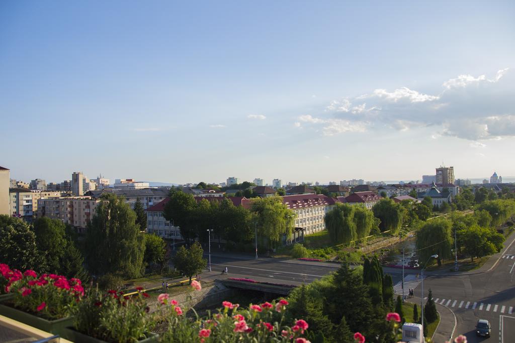 Hotel Carpati Μπάια Μάρε Εξωτερικό φωτογραφία