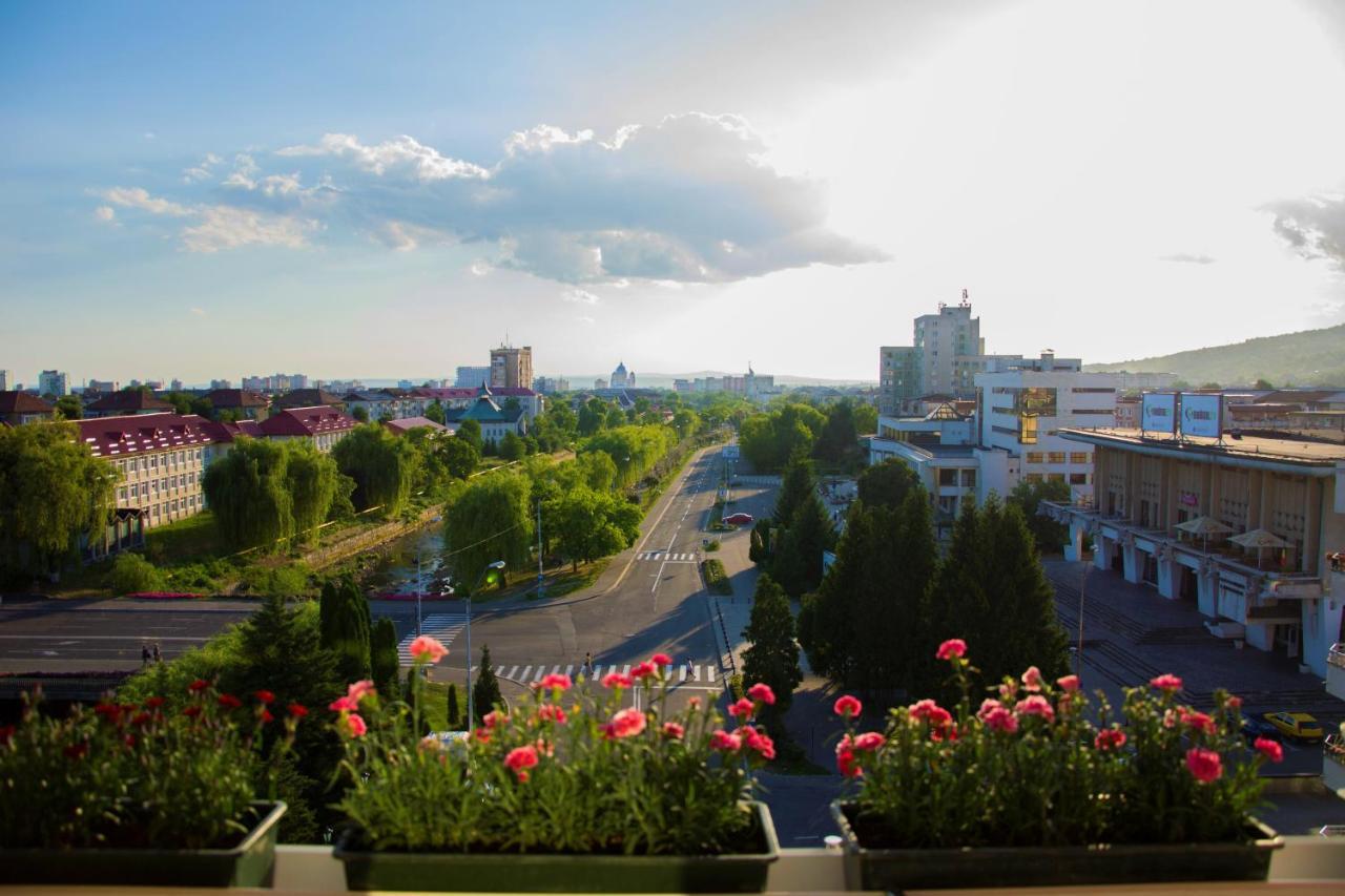 Hotel Carpati Μπάια Μάρε Εξωτερικό φωτογραφία